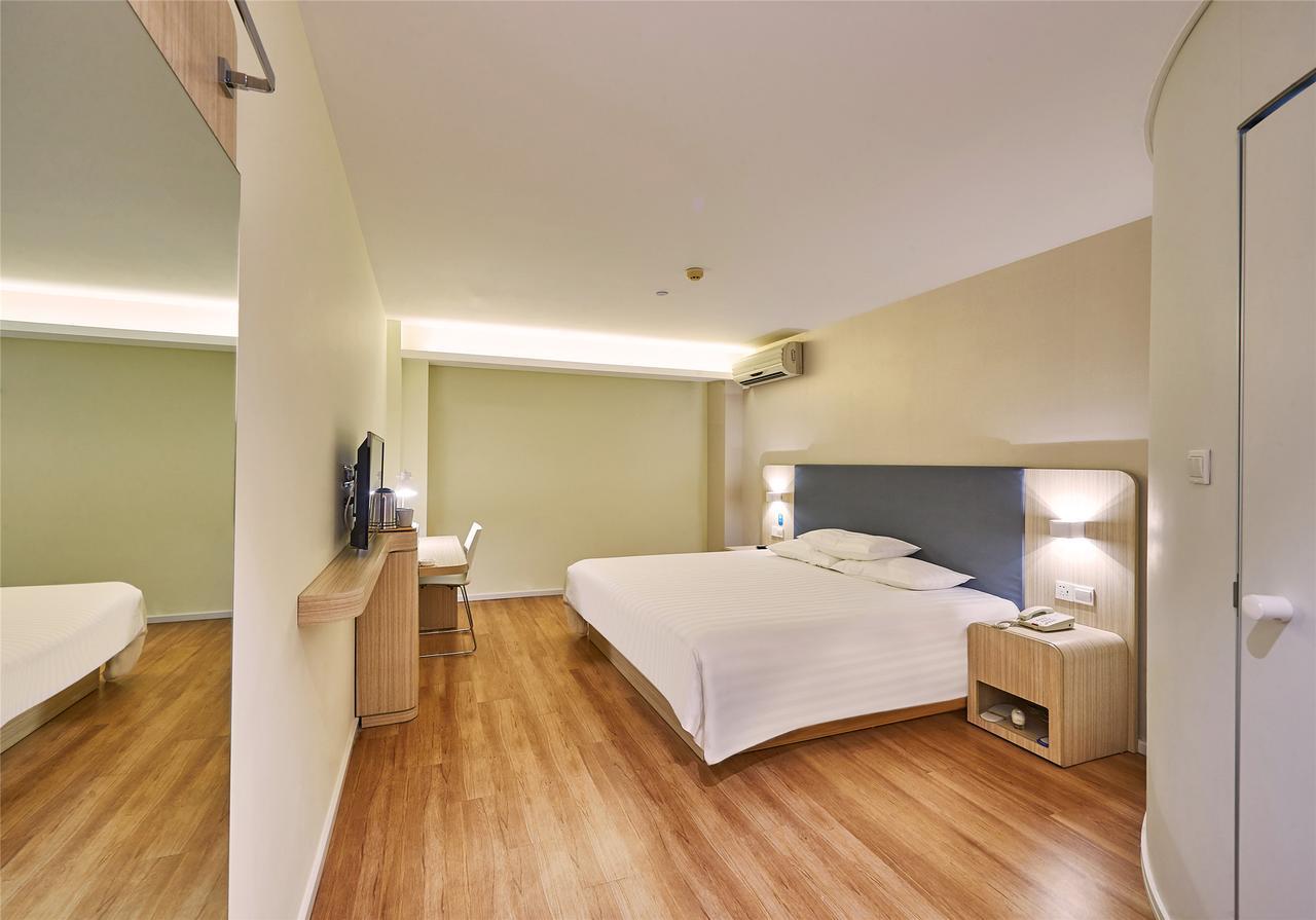 Hanting Hotel Nanjing Wutang Square Exteriör bild